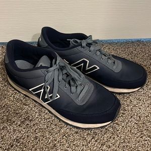 New Balance men’s 501 blue sneakers